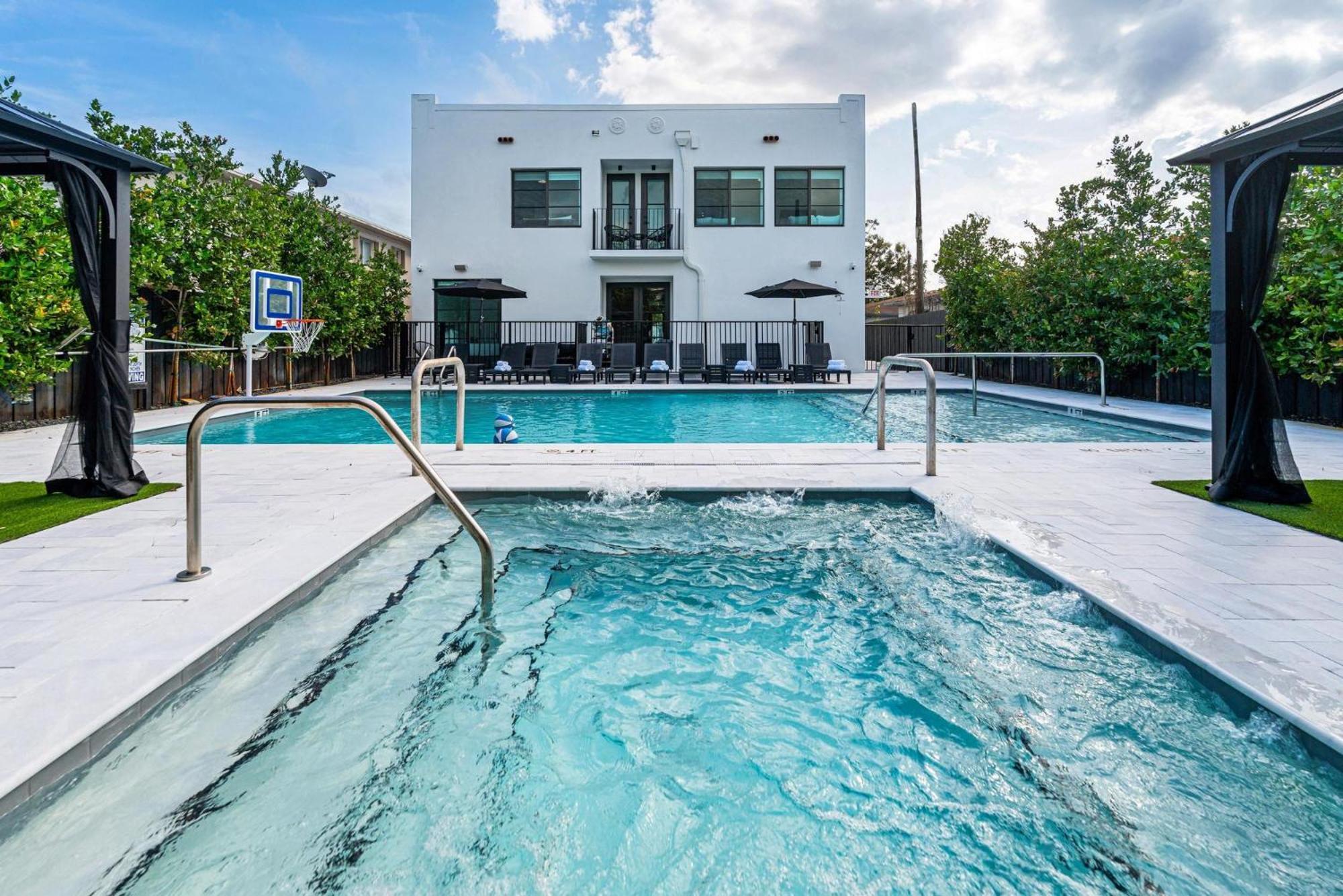 Lux Retreat By Renzzi Lägenhet Miami Exteriör bild